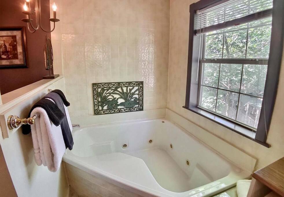 D'Vinery Rock Cottage/ #6 Eureka Springs Bagian luar foto