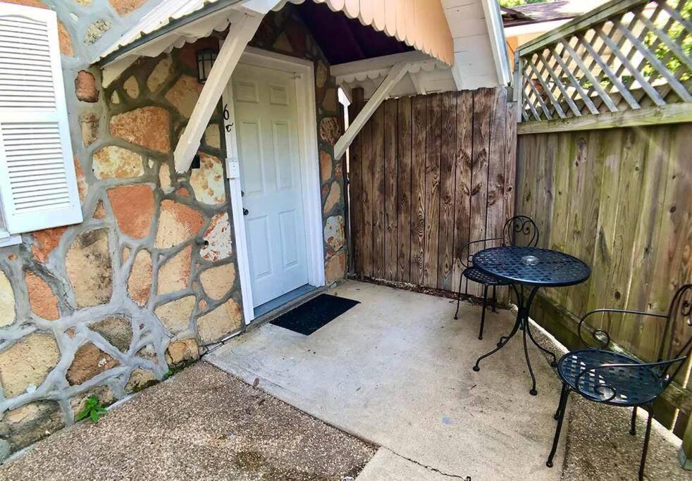 D'Vinery Rock Cottage/ #6 Eureka Springs Bagian luar foto